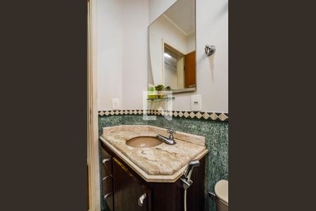 Lavabo de casa para alugar com 3 quartos, 230m² em Vila Valparaíso, Santo André