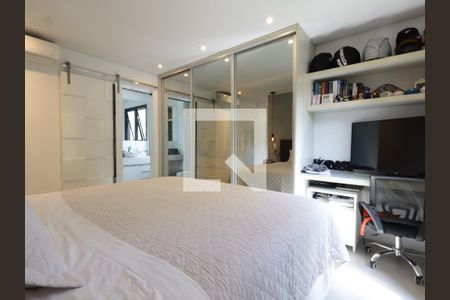 Suíte de apartamento à venda com 2 quartos, 70m² em Vila Suzana, São Paulo