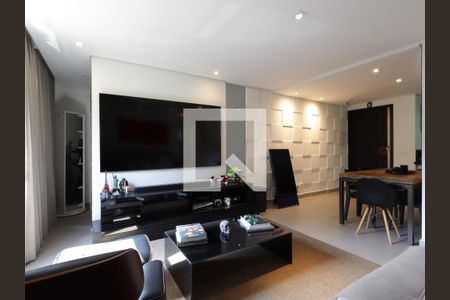 Sala de apartamento à venda com 2 quartos, 70m² em Vila Suzana, São Paulo