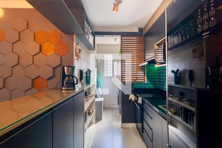 Cozinha de apartamento à venda com 2 quartos, 58m² em Vila Ema, São Paulo