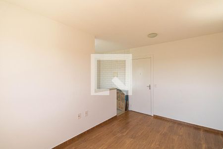 Sala/Cozinha/Área de Serviço de apartamento para alugar com 2 quartos, 46m² em Colônia (zona Leste), São Paulo