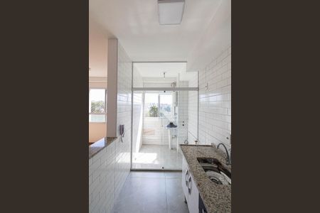 Sala/Cozinha/Área de Serviço de apartamento para alugar com 2 quartos, 46m² em Colônia (zona Leste), São Paulo