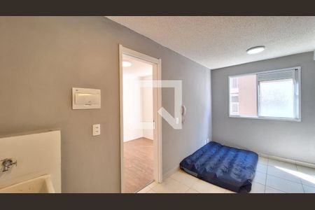 Sala/Cozinha/Área de serviço de apartamento para alugar com 1 quarto, 30m² em Parque Industrial Tomas Edson, São Paulo, São Paulo