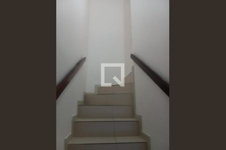 Escada de casa para alugar com 3 quartos, 150m² em Stella Maris, Salvador