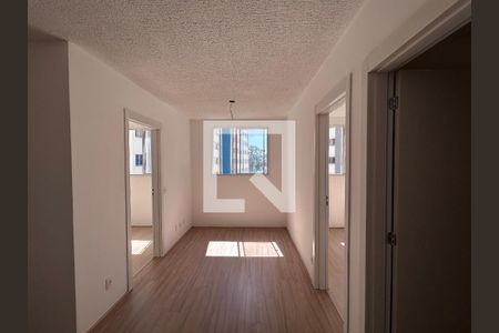 Sala  de apartamento para alugar com 2 quartos, 34m² em Usina Piratininga, São Paulo