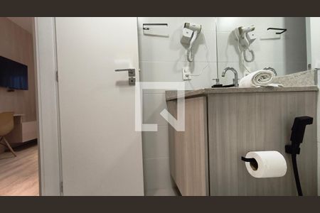 Banheiro de kitnet/studio à venda com 1 quarto, 25m² em Vila Mariana, São Paulo