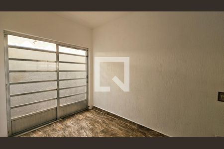 Casa à venda com 3 quartos, 325m² em Jardim Messina, Jundiaí