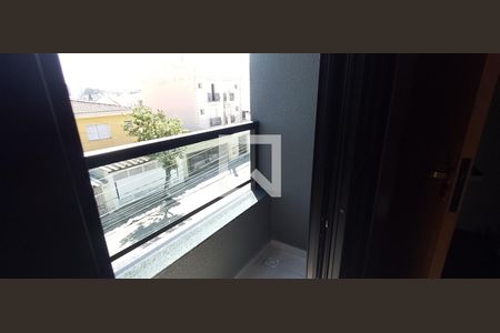 Sacada de casa à venda com 2 quartos, 130m² em Vila Scarpelli, Santo André
