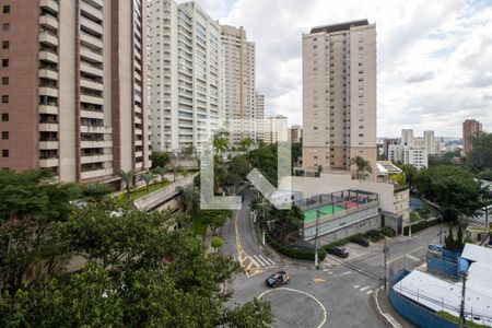 Vista Sala de apartamento para alugar com 3 quartos, 154m² em Vila Suzana, São Paulo
