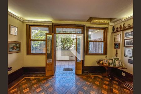 Apartamento para alugar com 4 quartos, 308m² em Laranjeiras, Rio de Janeiro