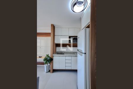 Sala/cozinha de kitnet/studio para alugar com 1 quarto, 30m² em Vila Dom Pedro I, São Paulo