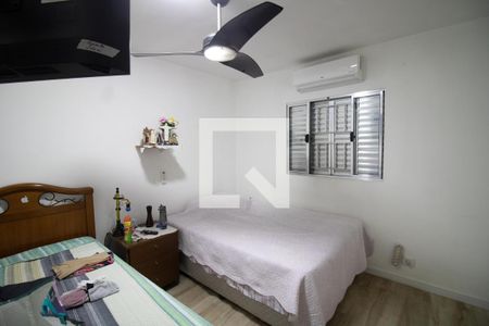 QUARTO 1 de casa à venda com 3 quartos, 107m² em Parque Sao Domingos, São Paulo