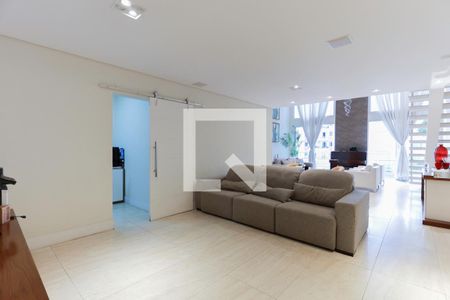 Sala de TV de casa à venda com 3 quartos, 450m² em Santana, São Paulo