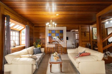 Sala de casa de condomínio à venda com 4 quartos, 335m² em Conjunto Habitacional Vila Santana (sousas), Campinas