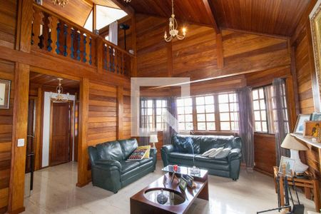 Sala de casa de condomínio à venda com 4 quartos, 335m² em Conjunto Habitacional Vila Santana (sousas), Campinas