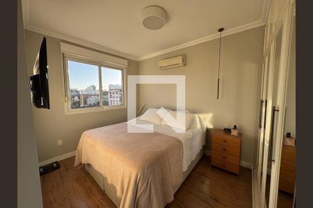 Quarto 1 de apartamento para alugar com 2 quartos, 81m² em Passo d’Areia, Porto Alegre
