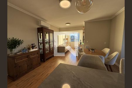 Sala de apartamento para alugar com 2 quartos, 81m² em Passo d’Areia, Porto Alegre