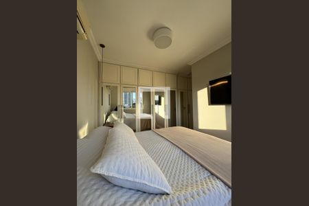 Quarto 1 de apartamento para alugar com 2 quartos, 81m² em Passo d’Areia, Porto Alegre
