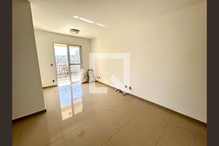 Sala de apartamento para alugar com 3 quartos, 72m² em Picanço, Guarulhos