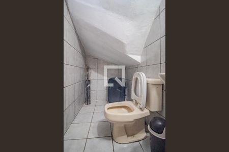 Banheiro de casa à venda com 3 quartos, 161m² em Hípica, Porto Alegre