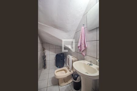 Banheiro de casa à venda com 3 quartos, 161m² em Hípica, Porto Alegre