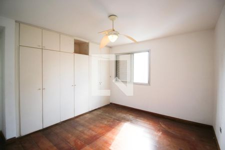 QuartoSuíte  de apartamento para alugar com 2 quartos, 111m² em Planalto Paulista, São Paulo