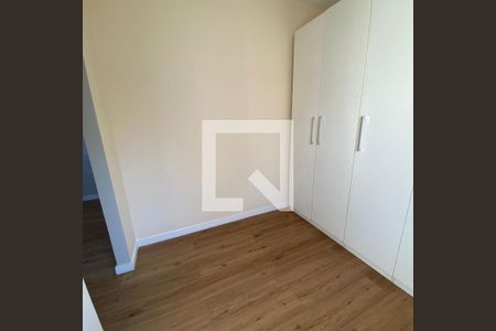 Quarto de apartamento à venda com 3 quartos, 62m² em Vila Mangalot, São Paulo