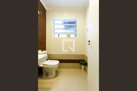 lavabo  de casa de condomínio à venda com 4 quartos, 220m² em Parque Monte Alegre, Taboão da Serra