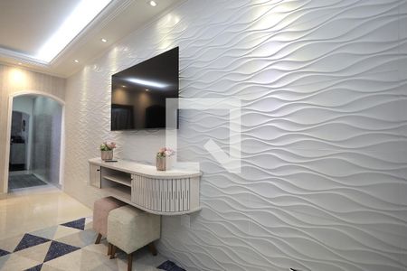 Sala de casa à venda com 5 quartos, 250m² em Parque Gerassi, Santo André