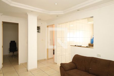 Casa para alugar com 5 quartos, 70m² em Santa Etelvina, São Paulo