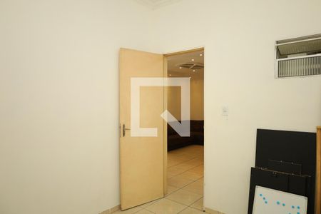 Quarto 1 de casa para alugar com 5 quartos, 70m² em Santa Etelvina, São Paulo