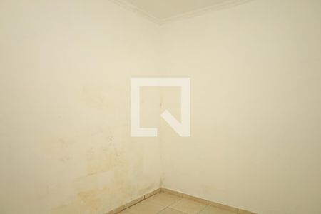 Quarto 1 de casa para alugar com 5 quartos, 70m² em Santa Etelvina, São Paulo