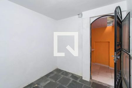 Sala de casa para alugar com 1 quarto, 50m² em Ramos, Rio de Janeiro