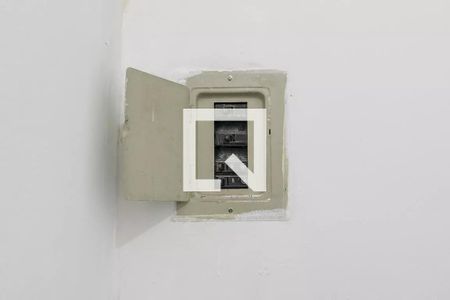 Sala de casa para alugar com 1 quarto, 50m² em Ramos, Rio de Janeiro