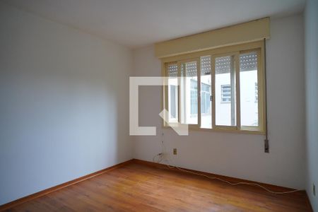 Quarto 1 de apartamento para alugar com 2 quartos, 150m² em São João, Porto Alegre