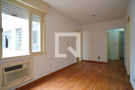 Sala de apartamento para alugar com 2 quartos, 150m² em São João, Porto Alegre