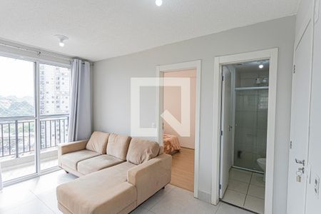 Sala, cozinha e área de serviço de apartamento para alugar com 2 quartos, 40m² em Vila Barreto, São Paulo