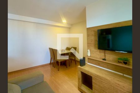 Sala de apartamento à venda com 2 quartos, 54m² em Jardim Imperador, Guarulhos