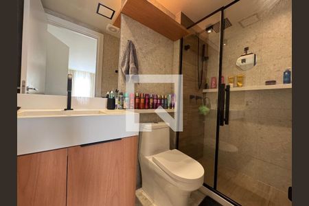 Suíte - Banheiro de apartamento à venda com 2 quartos, 50m² em Barra da Tijuca, Rio de Janeiro