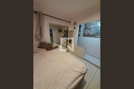 Sala - Quarto de casa à venda com 3 quartos, 130m² em Jardim Patente, São Paulo