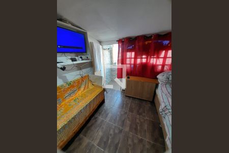 Quarto de casa à venda com 3 quartos, 130m² em Jardim Patente, São Paulo