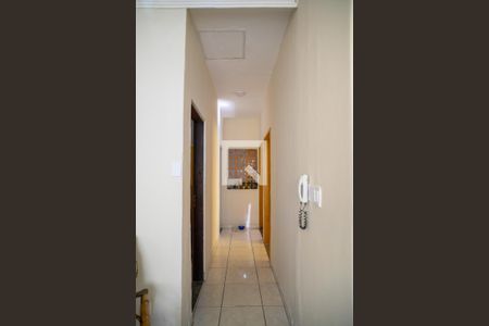 Corredor de casa à venda com 3 quartos, 175m² em Vila Moraes, São Paulo