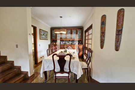 Casa à venda com 5 quartos, 483m² em Jardim Campo Grande, São Paulo