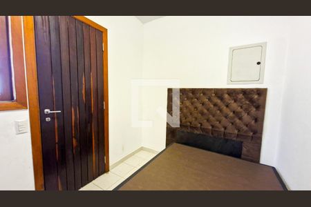 Casa à venda com 5 quartos, 483m² em Jardim Campo Grande, São Paulo