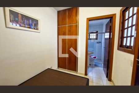 Casa à venda com 5 quartos, 483m² em Jardim Campo Grande, São Paulo