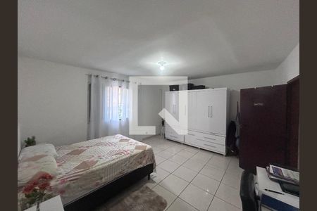 Quarto 1 suíte 1 de casa à venda com 4 quartos, 225m² em Vila Santana, São Paulo