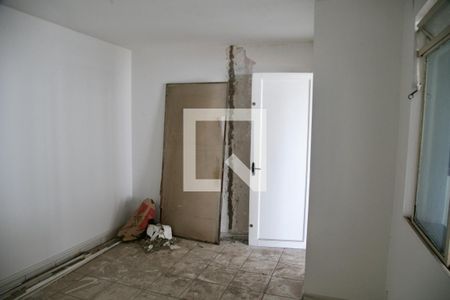 Quarto de casa para alugar com 5 quartos, 405m² em Jardim São Luís, São Paulo