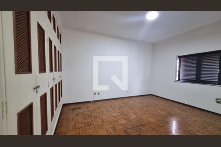 Casa à venda com 3 quartos, 239m² em Jardim Chapadão, Campinas