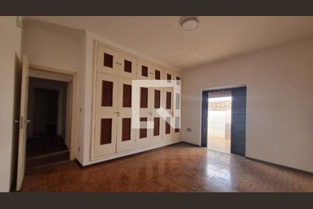 Casa à venda com 3 quartos, 239m² em Jardim Chapadão, Campinas