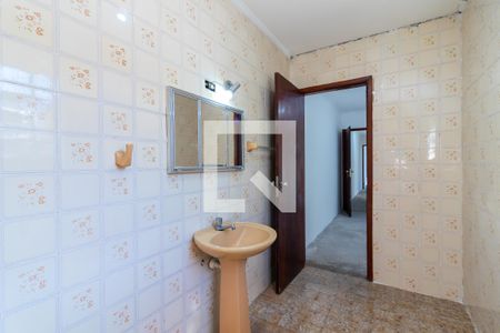 Banheiro da Suíte de casa à venda com 3 quartos, 120m² em Vila Vitorio Mazzei, São Paulo